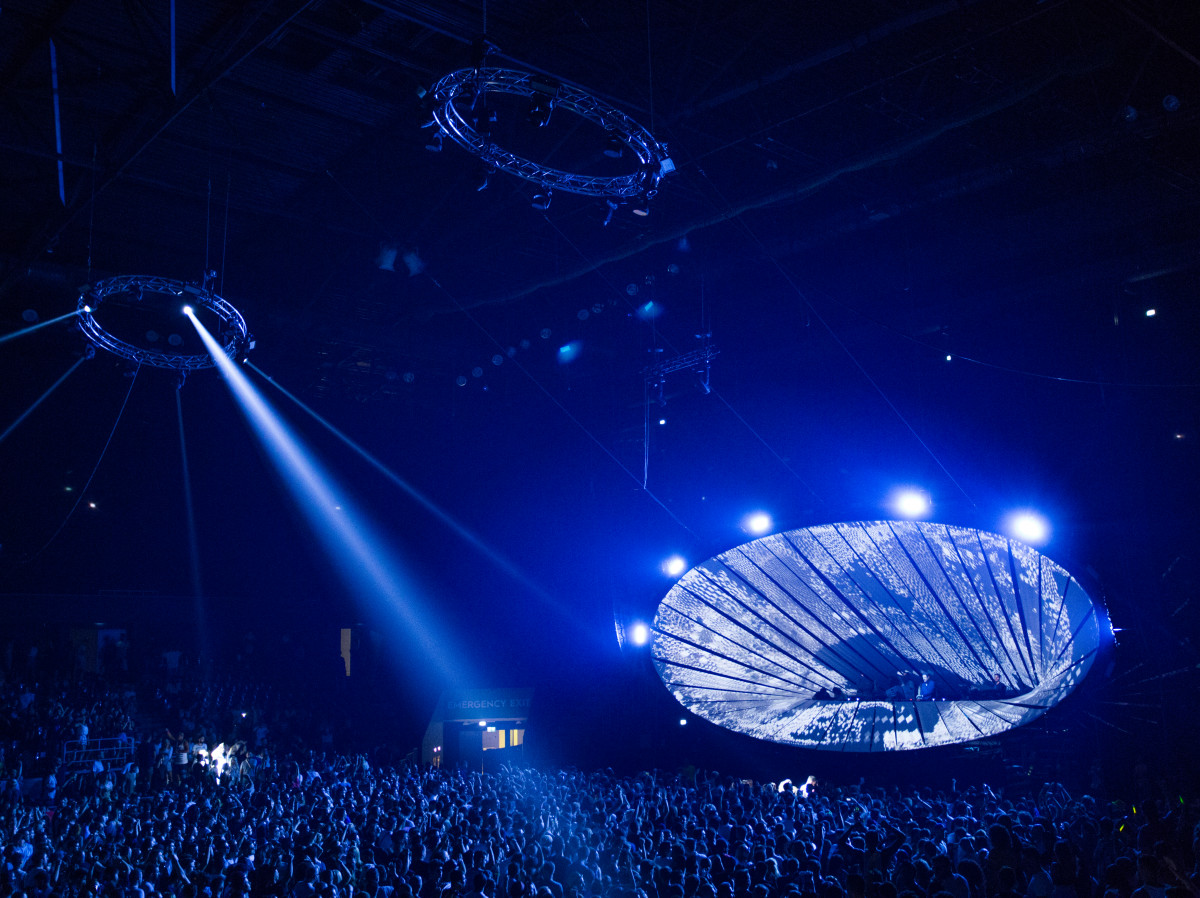 Projection mapping on festival stage